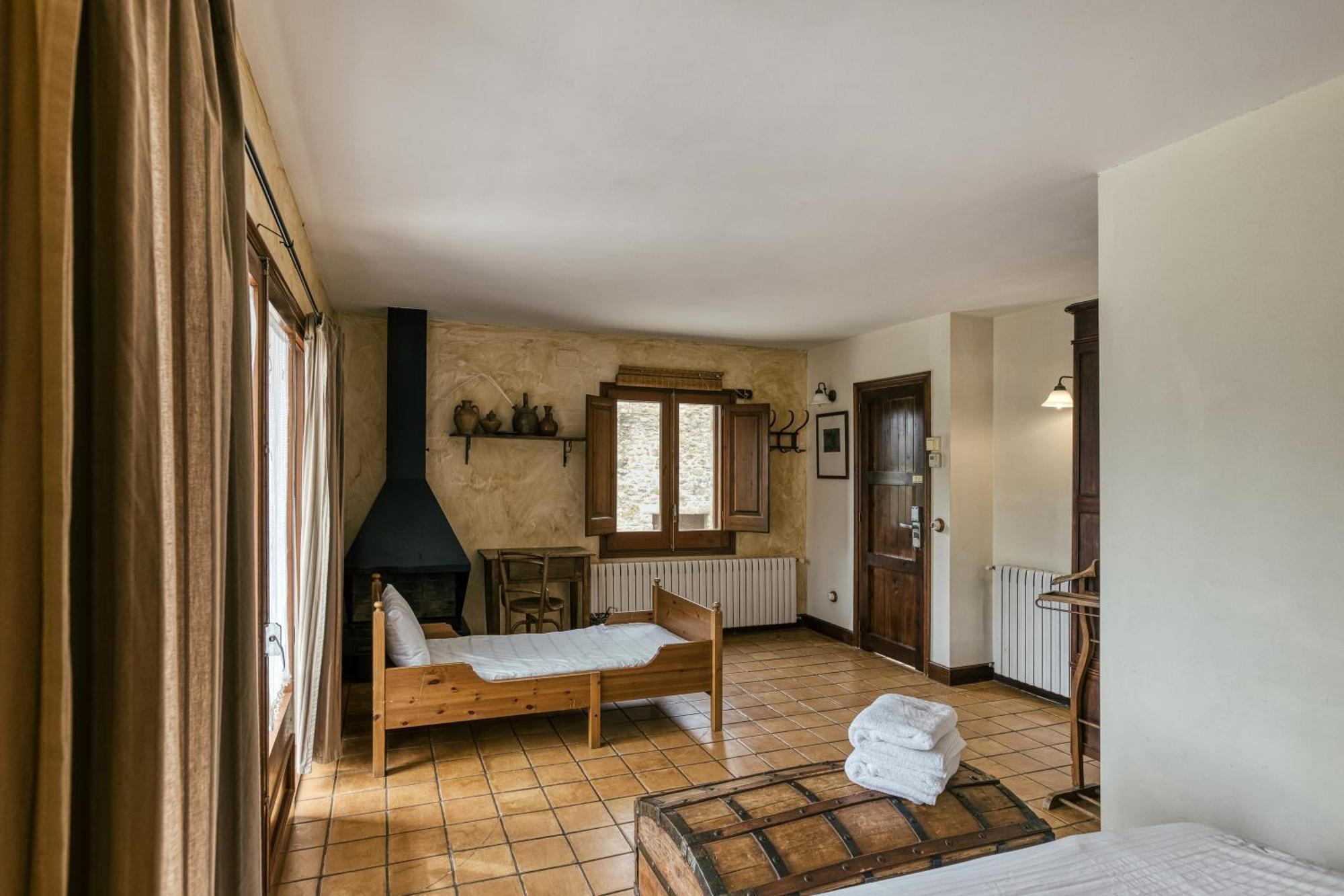 Casa Rural Mas Fuselles Жирона Экстерьер фото